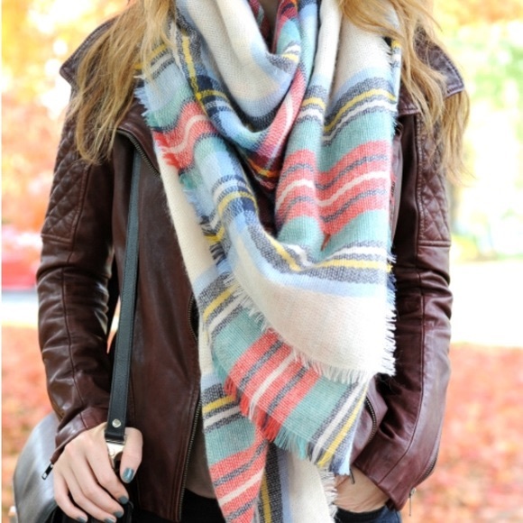 Plaid Blanket Scarf - Picture 2 of 5